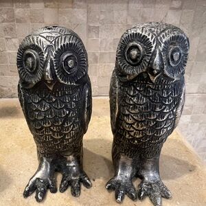 POTTERY BARN 🦉Owl Pewter Salt & Pepper Shaker Set 🦉 3 3/4” 🦉EUC